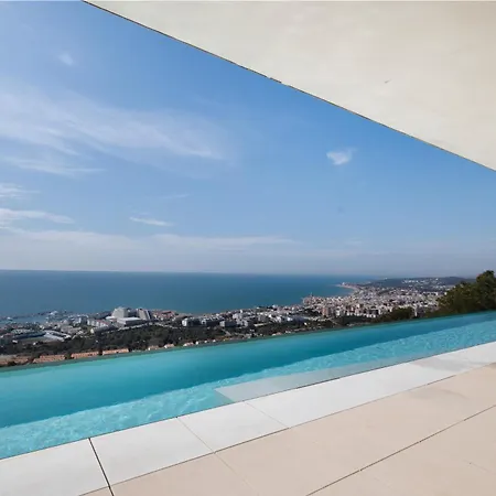 Casa Nirvana - Penthouse Villa *
