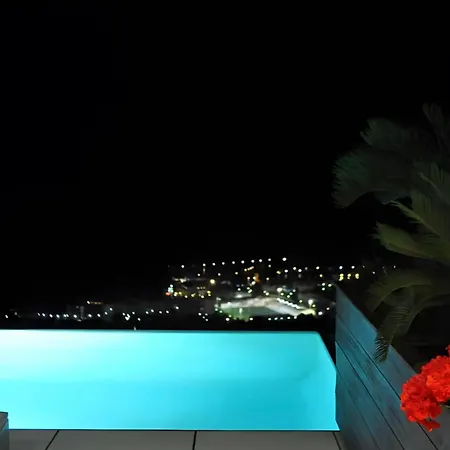 Casa Nirvana - Penthouse Villa